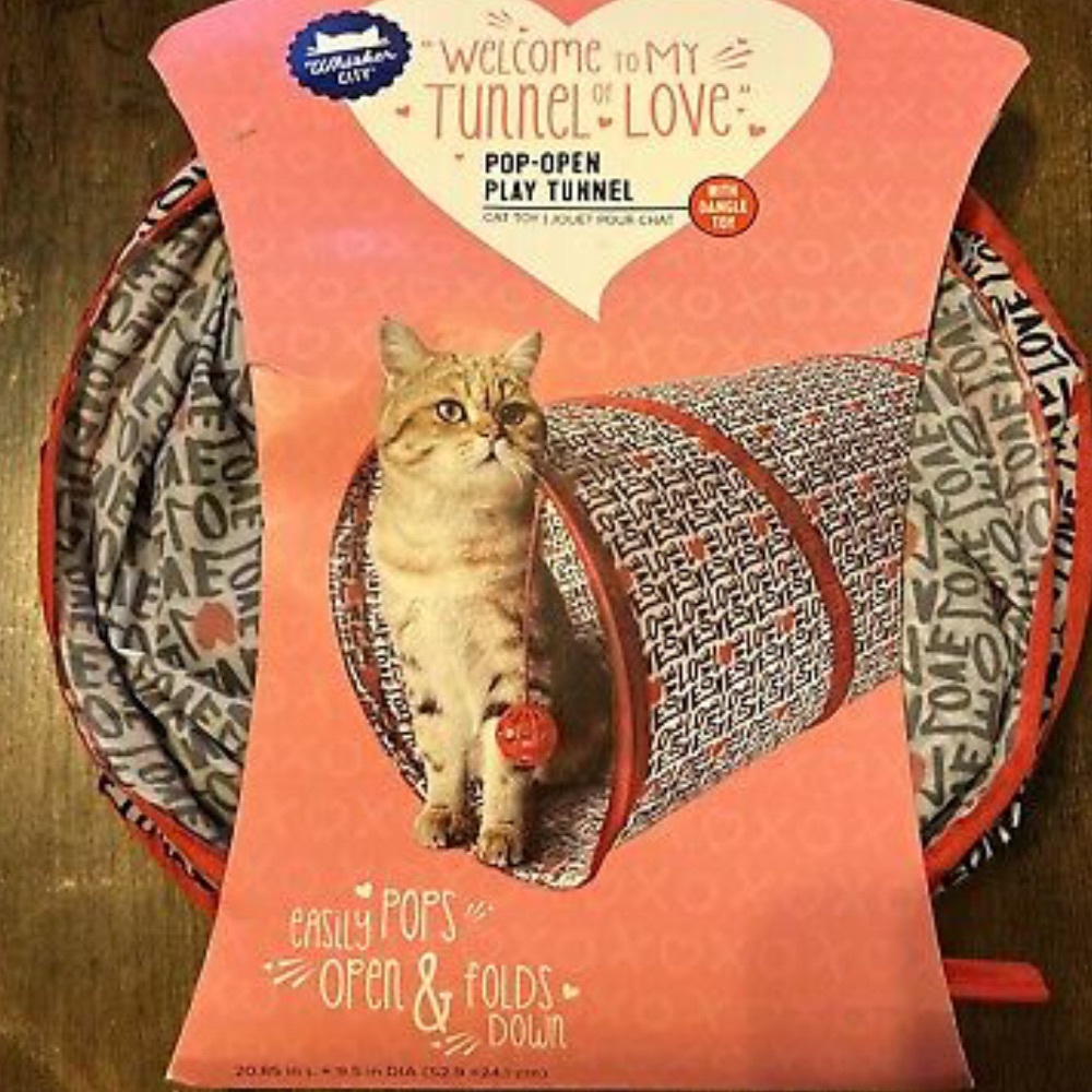 Whisker City Welcome To My Tunnel Of Love Pop-Open Play Tunnel Dangle Toy